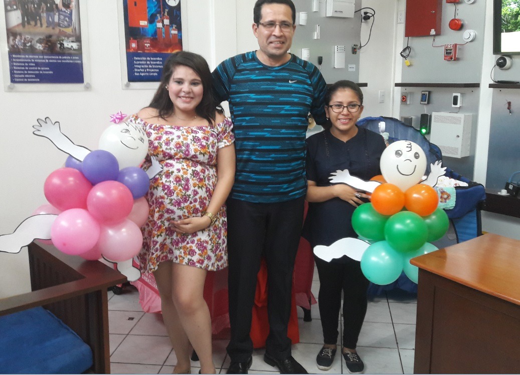 SERVIPRO celebra Baby Shower a colaboradoras y Futuras Madres