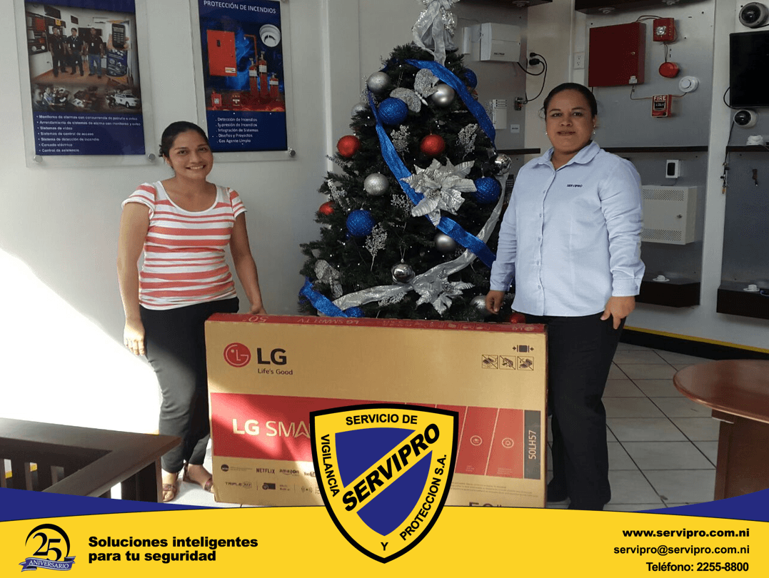 Happy winner of the raffle of Smart TV LG